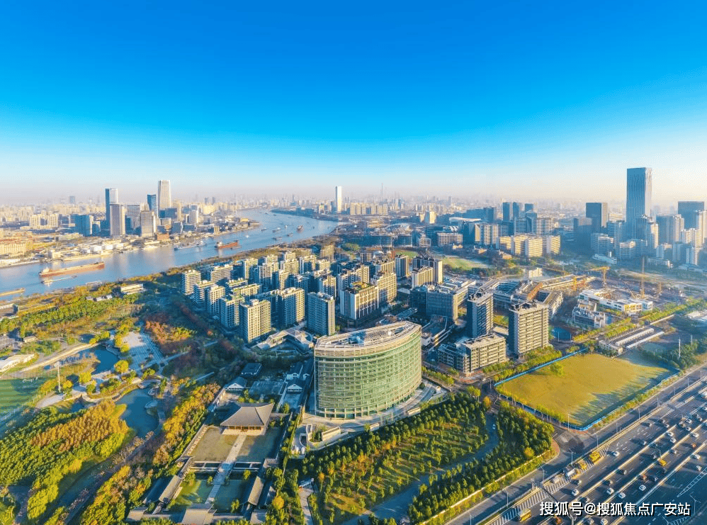 -最新房价户型图-小区环境-楼盘详情-交房时间-周边配套-售楼处电话前滩东方湾首页网站-前滩东方湾售楼处电话-楼盘详情-交房时间-地址(图2)